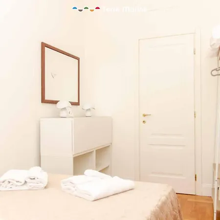 Flevi Sea Front - Boutique Apartment, Terre Marine Apartamento
